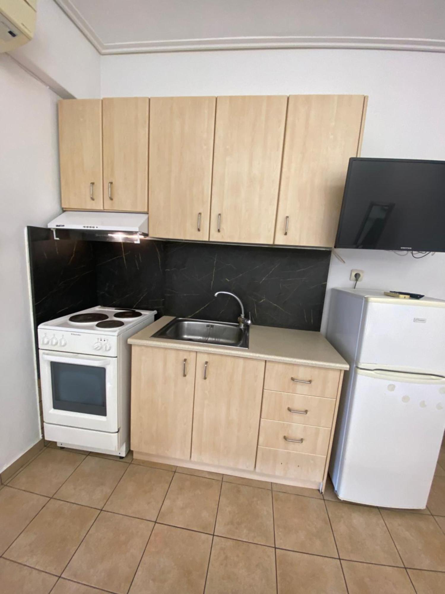 Central Appartment3 With Parking Larissa Extérieur photo